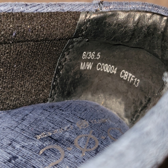 B.O.C. Peggy Clog Navy size 6 NWOT - Picture 4 of 4
